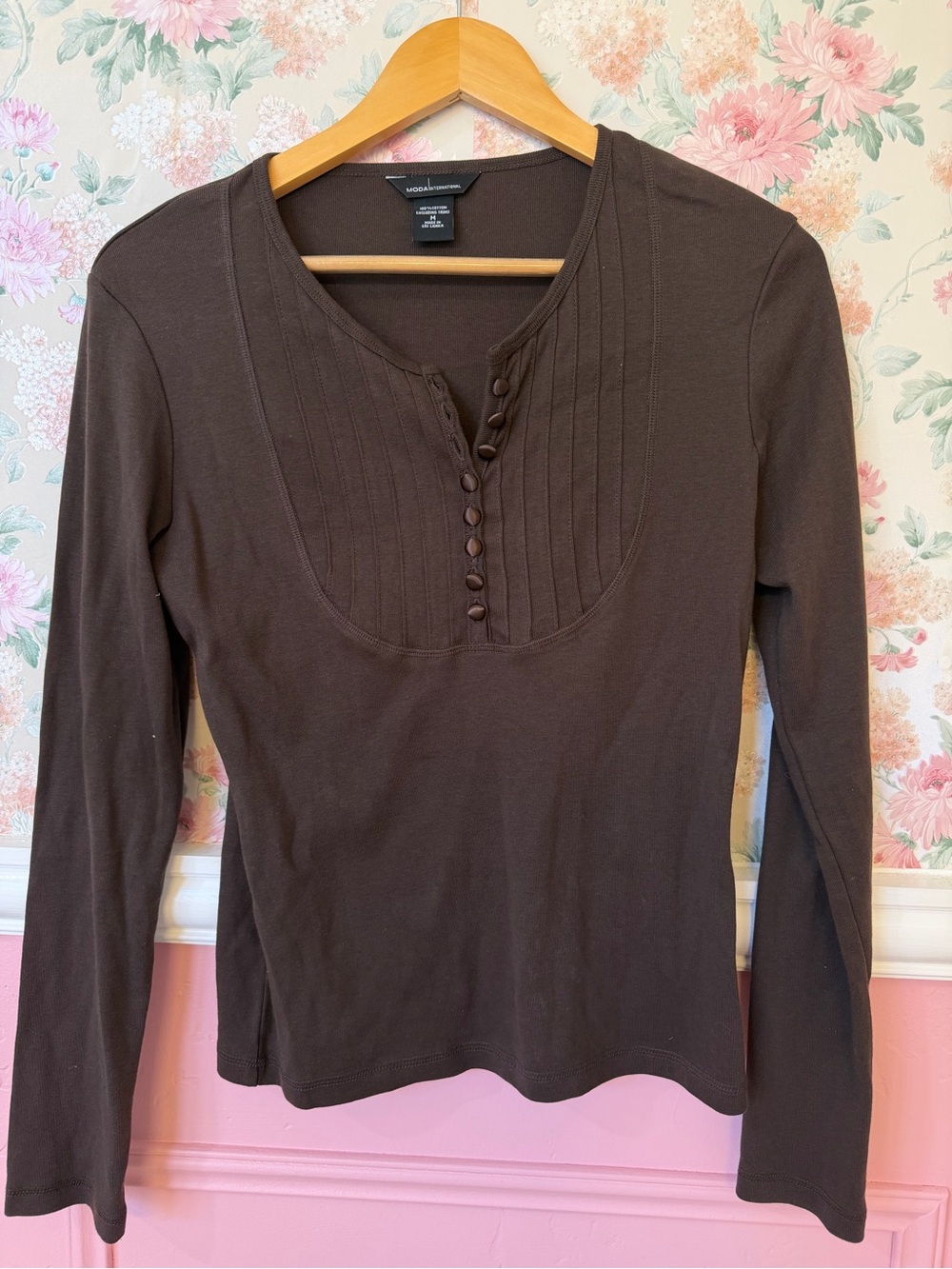 Y2K Brown Long-Sleeve Pintuck Henley Top